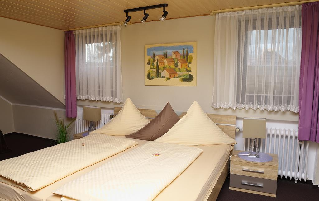 Hotel Rosenflora Nideggen Eksteriør billede